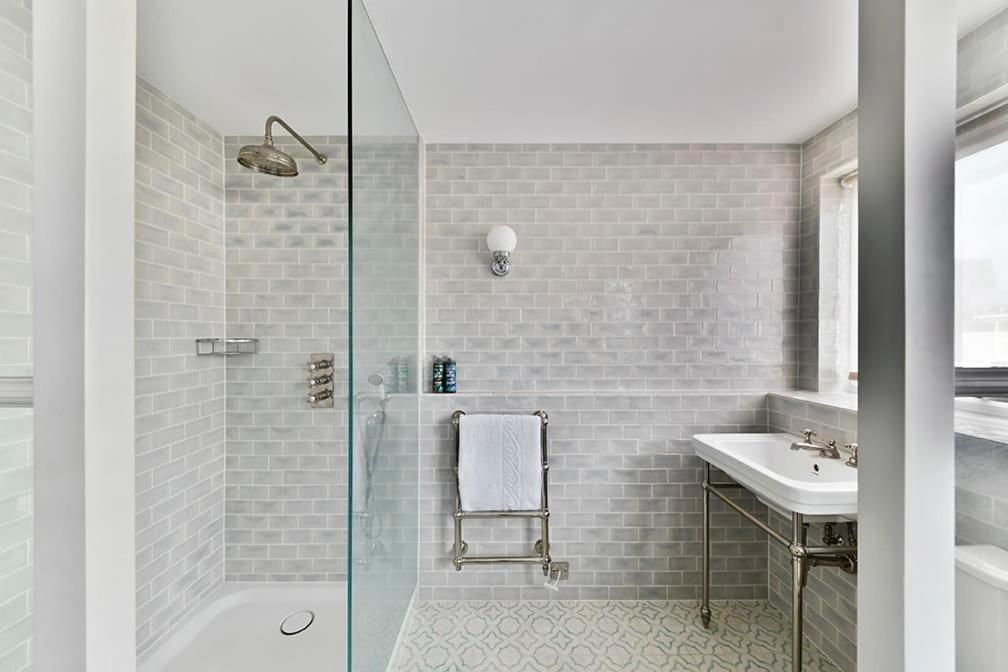 Brompton Cross 1br Newly Refurbished Londres
